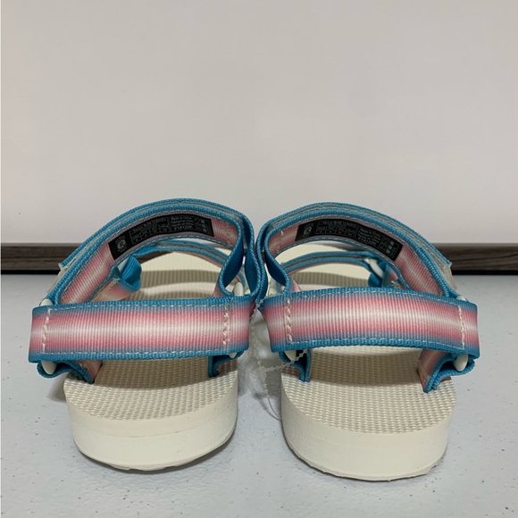Teva Women's Original Universal Gradiate Sandal-Size 6 - Picture 2 of 11